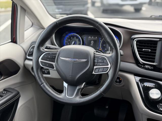 2020 Chrysler Voyager LX