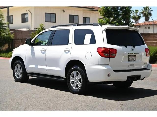2016 Toyota Sequoia SR5 5.7L V8