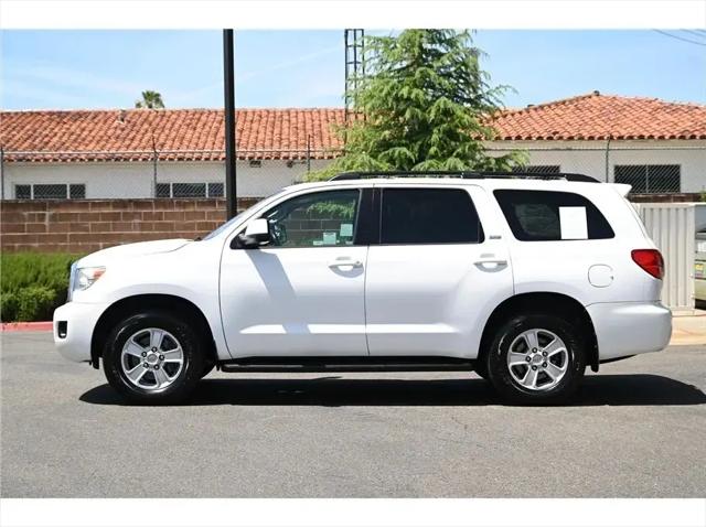 2016 Toyota Sequoia SR5 5.7L V8