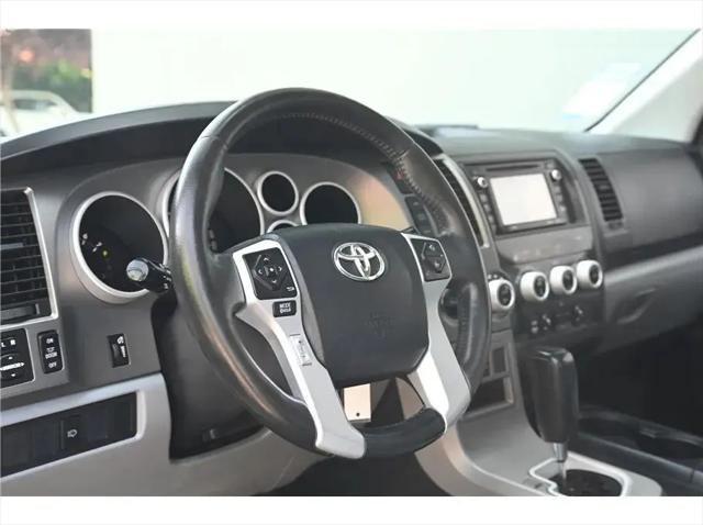 2016 Toyota Sequoia SR5 5.7L V8