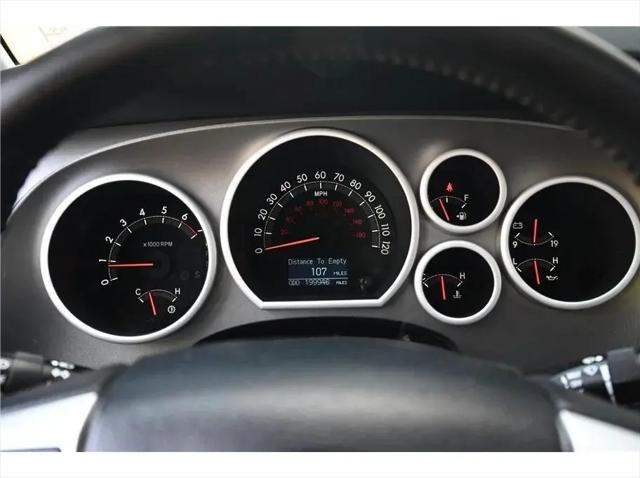 2016 Toyota Sequoia SR5 5.7L V8
