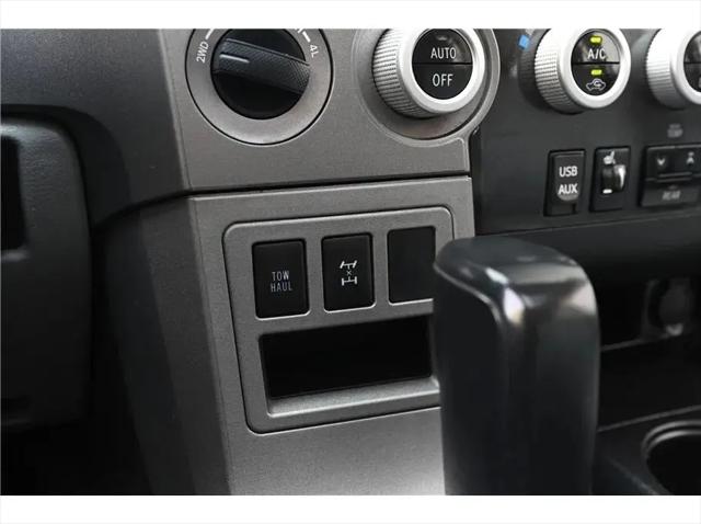 2016 Toyota Sequoia SR5 5.7L V8