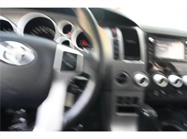 2016 Toyota Sequoia SR5 5.7L V8