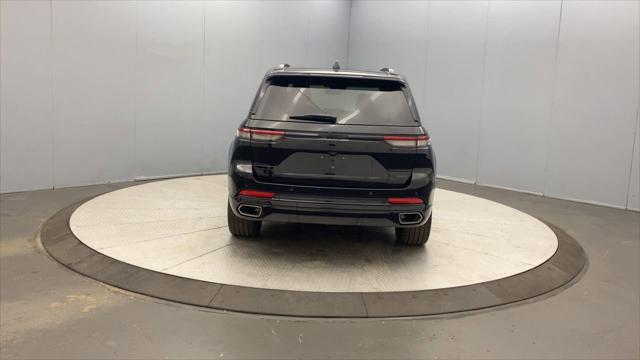 2025 Jeep Grand Cherokee Summit 4x4
