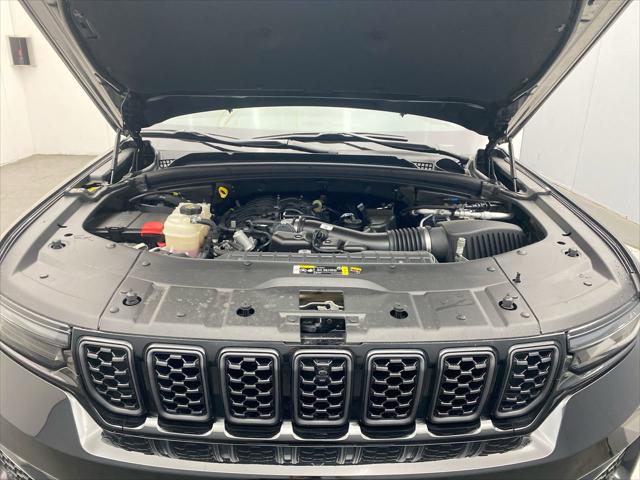 2025 Jeep Grand Cherokee Summit 4x4