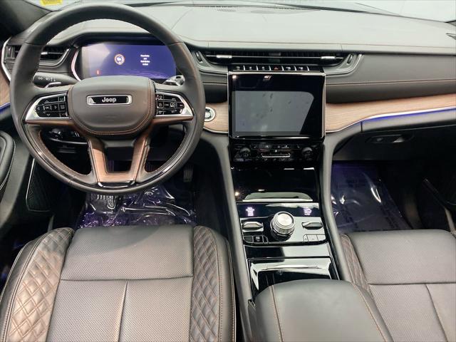 2025 Jeep Grand Cherokee Summit 4x4