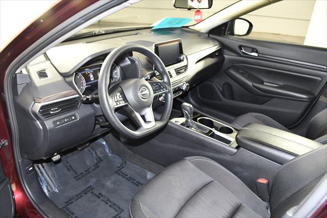 2024 Nissan Altima SV FWD
