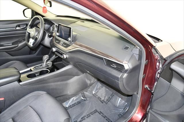 2024 Nissan Altima SV FWD