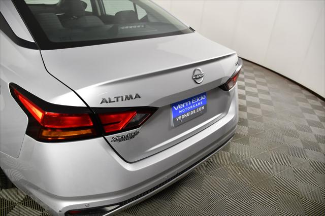 2024 Nissan Altima SV FWD