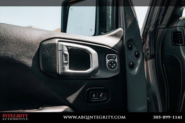 2020 Jeep Gladiator Sport