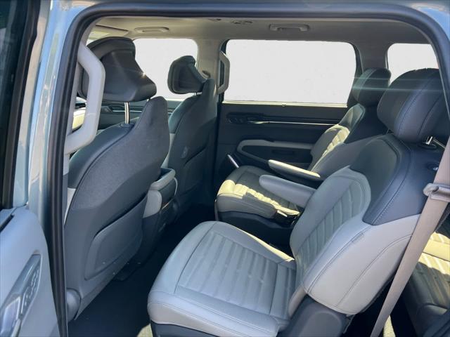 2024 Kia EV9 Land