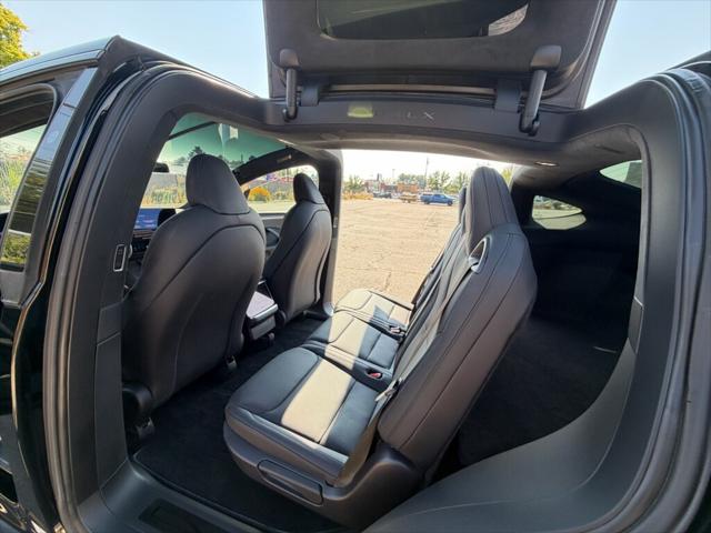 2023 Tesla Model X Standard Range