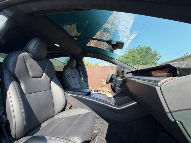 2023 Tesla Model X Standard Range