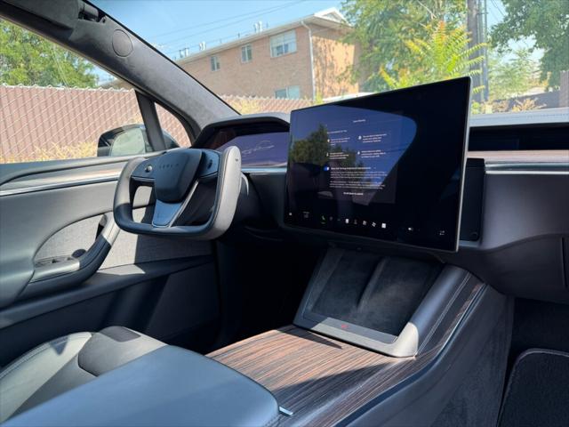 2023 Tesla Model X Standard Range