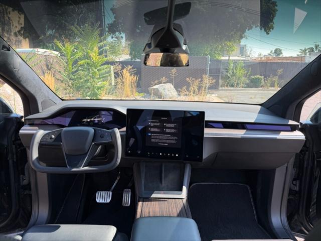 2023 Tesla Model X Standard Range