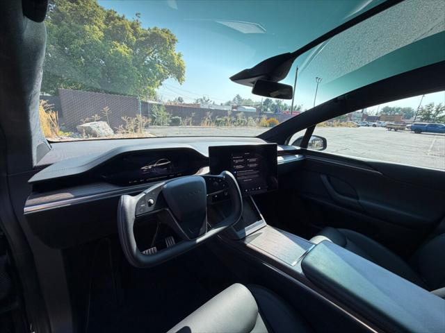 2023 Tesla Model X Standard Range