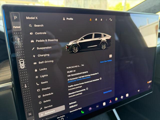 2023 Tesla Model X Standard Range