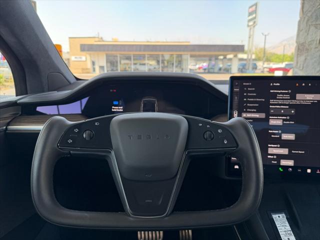 2023 Tesla Model X Standard Range