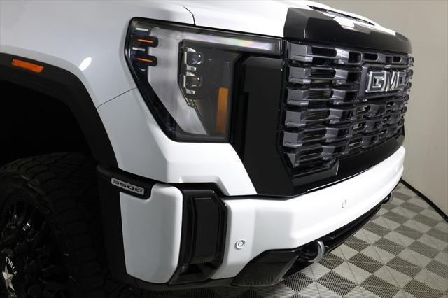 2026 GMC Sierra 3500HD Crew Cab, Long Bed, Denali Ultimate Dual Rear Wheel, 4WD