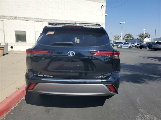 2024 Toyota Highlander Platinum
