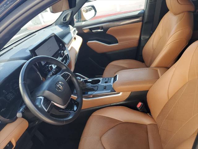 2024 Toyota Highlander Platinum