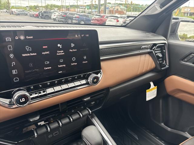 2026 GMC Canyon AT4, 4WD