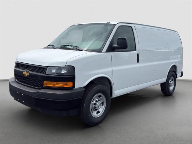 2026 Chevrolet Express Cargo Van 2500 Regular Wheelbase, WT, RWD for sale in Smithville, MO