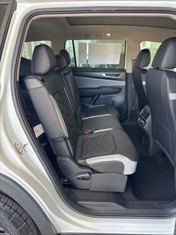 2026 Volkswagen Atlas Peak Edition