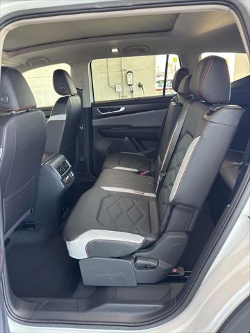 2026 Volkswagen Atlas Peak Edition