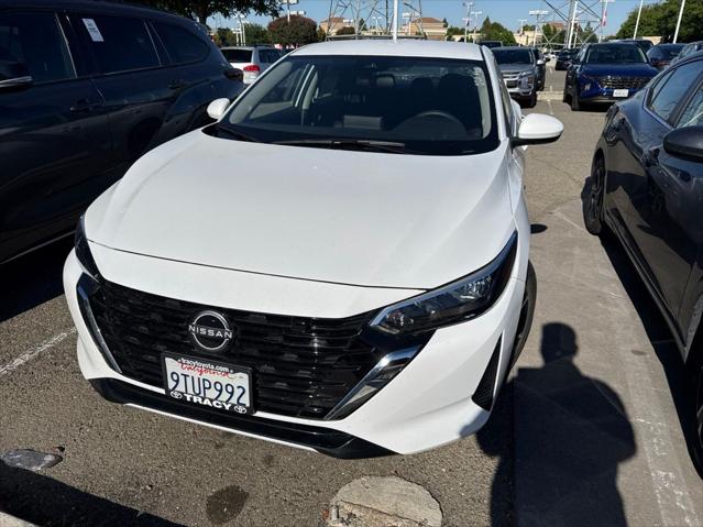 2025 Nissan Sentra SV CVT's photo