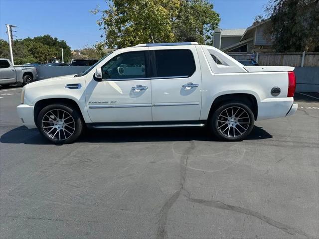 2007 Cadillac Escalade EXT Standard