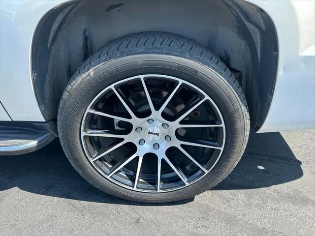 2007 Cadillac Escalade EXT Standard