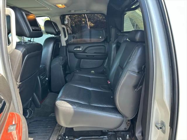 2007 Cadillac Escalade EXT Standard