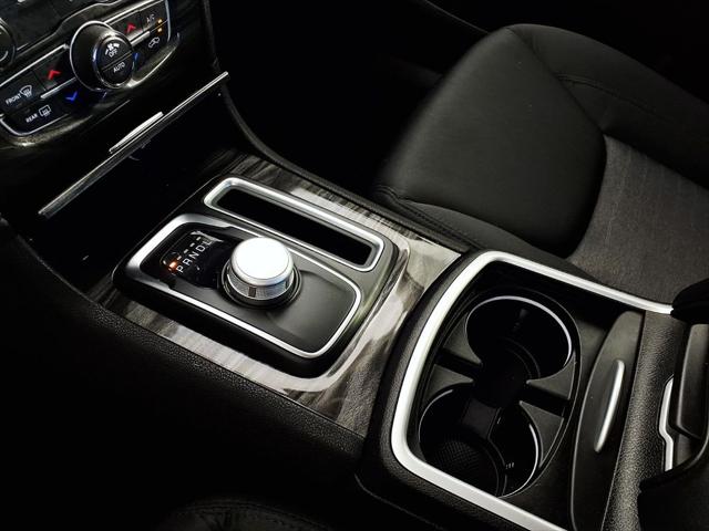 2022 Chrysler 300 Touring