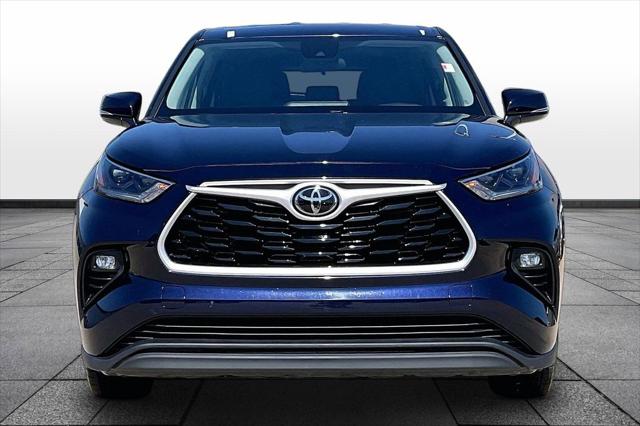 2021 Toyota Highlander LE