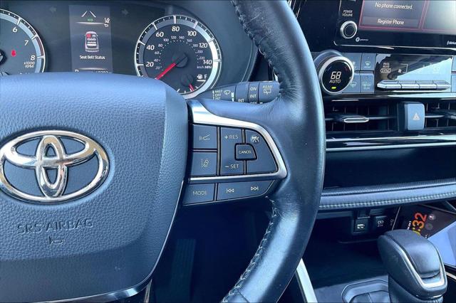 2021 Toyota Highlander LE