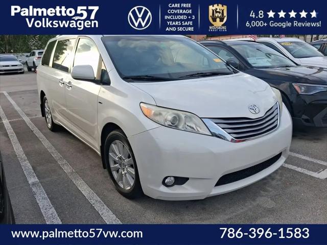 2017 Toyota Sienna XLE 7 Passenger for sale in Miami Gardens, FL