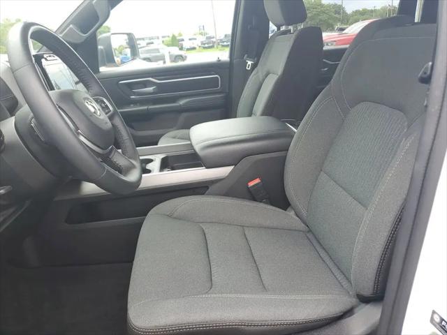 2023 Ram 1500 Big Horn Crew Cab 4x4 5'7" Box