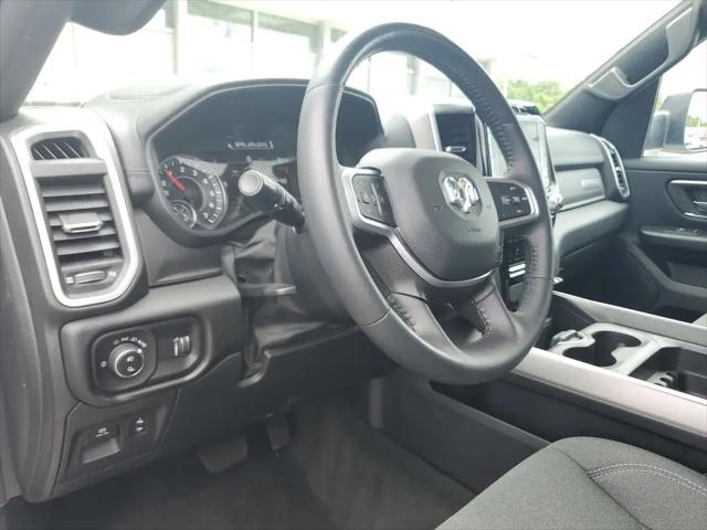 2023 Ram 1500 Big Horn Crew Cab 4x4 5'7" Box