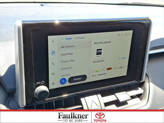 2025 Toyota RAV4 XLE