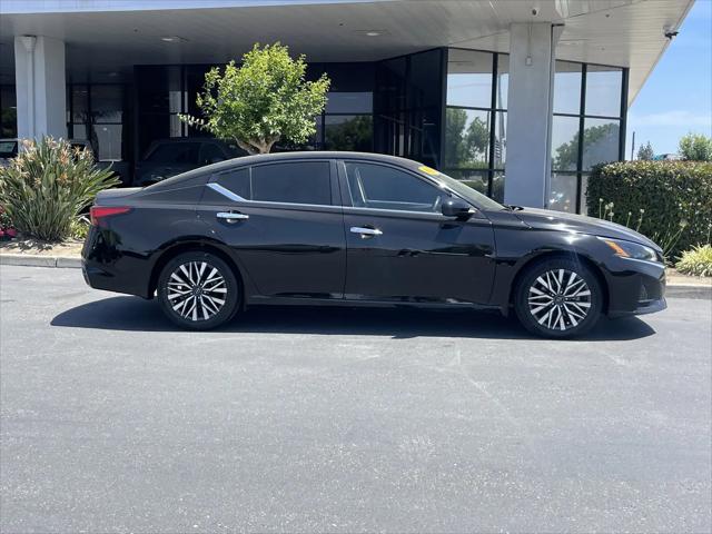 2023 Nissan Altima SV FWD