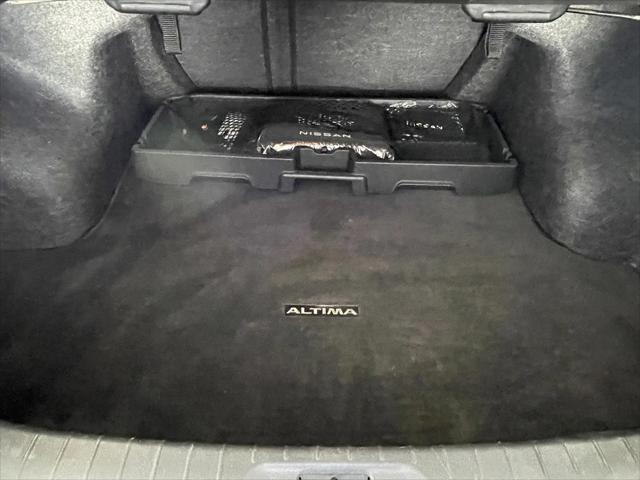 2023 Nissan Altima SV FWD