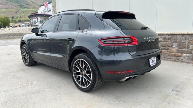 2018 Porsche Macan Turbo