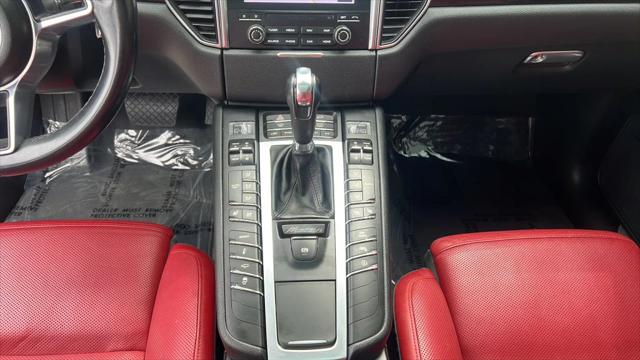 2018 Porsche Macan Turbo