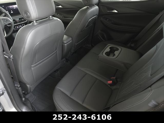 2025 Buick Encore GX Avenir AWD
