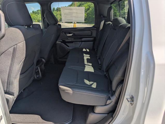 2026 Ram 1500 Express Crew Cab 4x4 5'7" Box
