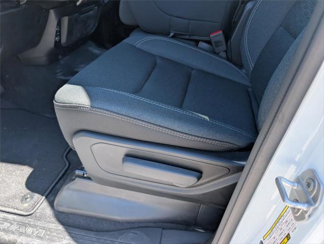 2026 Ram 1500 Express Crew Cab 4x4 5'7" Box