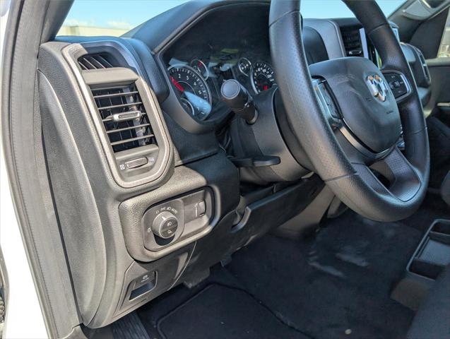 2026 Ram 1500 Express Crew Cab 4x4 5'7" Box