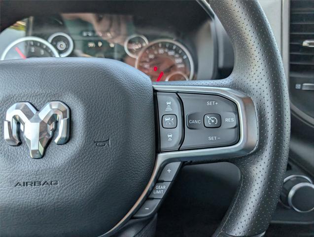 2026 Ram 1500 Express Crew Cab 4x4 5'7" Box