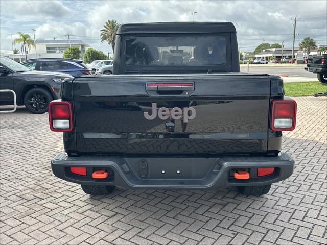 2023 Jeep Gladiator Sport